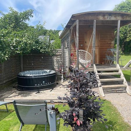 La Maison Du Bonheur Roulotte Guest House Saint-Ouen-sous-Bailly ภายนอก รูปภาพ