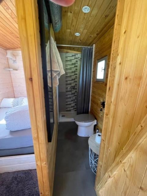 La Maison Du Bonheur Roulotte Guest House Saint-Ouen-sous-Bailly ภายนอก รูปภาพ